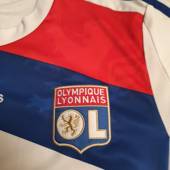 Adidas Olympique Lyon 2012/13 Home Jersey - Picture 4 of 10
